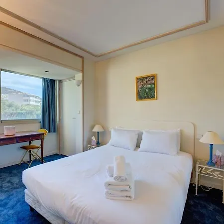 Croisette, Amazing Views, 1-bed דירה