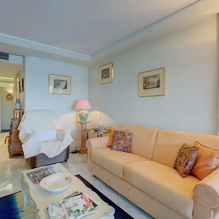 Croisette, Amazing Views, 1-bed דירה קאן