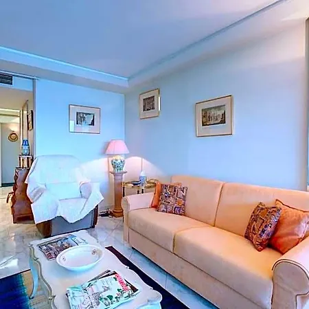 Croisette, Amazing Views, 1-bed Апартаменты Канны