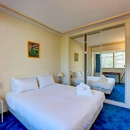 Croisette, Amazing Views, 1-bed * Cannes
