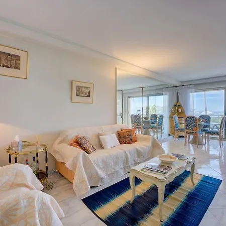 Croisette, Amazing Views, 1-bed * Cannes